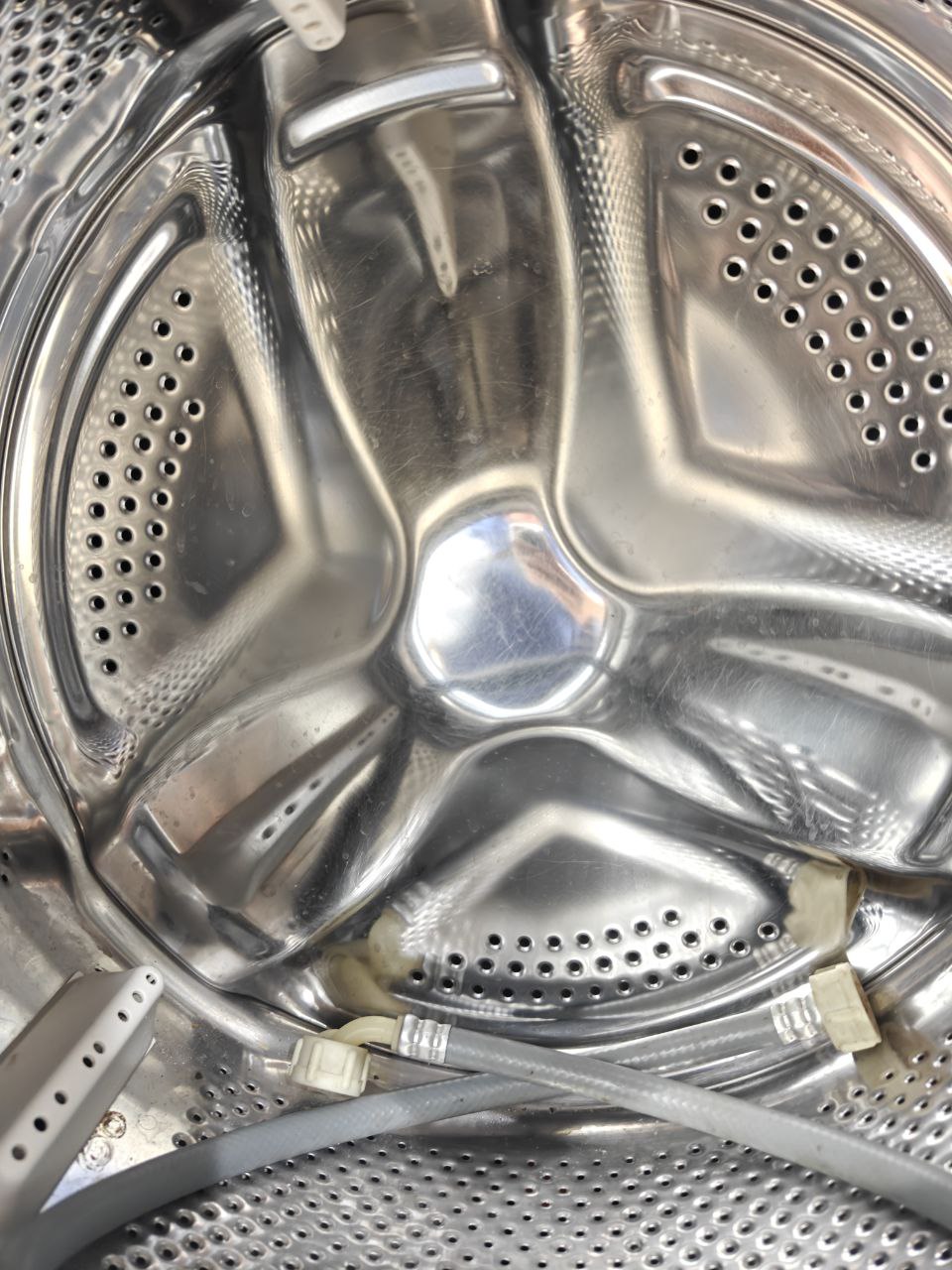 وايت بيونت فول اتومتك 
بها وحدة تسخين وتعقيم
مرشوشه لازهار البريق فقط
7k