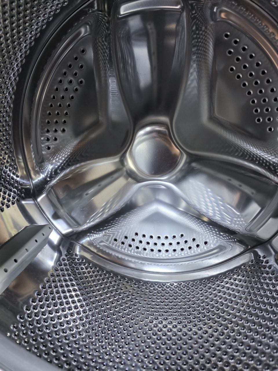 غساله فول اتوماتيك وايت بوينت 5 كيلو التركي مستعمله بحاله ممتازه كود 2657