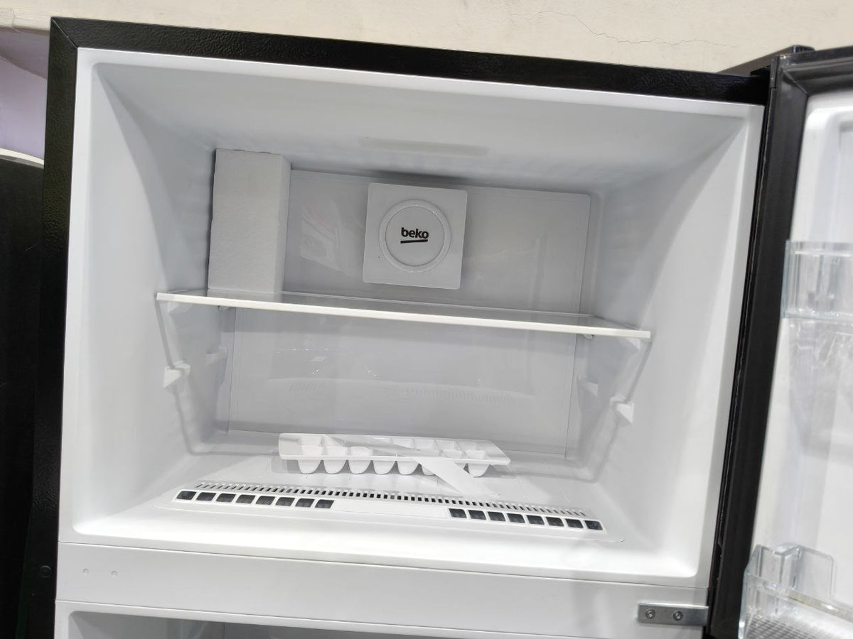 كود 9540
🔥 ثلاجة BEKO مميزة جدًا
❄️ سعة كبيرة 390 لتر – 13.8 قدم
⚡ كفاءة طاقة A وتوفير في الكهرباء
🛡️ ضمان 5 سنين