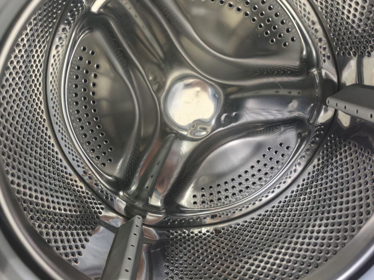 كود 3232
غسالة فول اتوماتيك
يونفرسال 7K