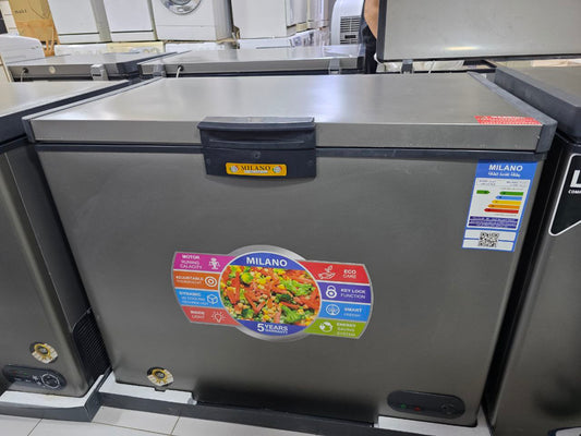 سعة كبيرة 350لتر
فريزر  ميلانو ضمان 5سنين
استلس بالكامل