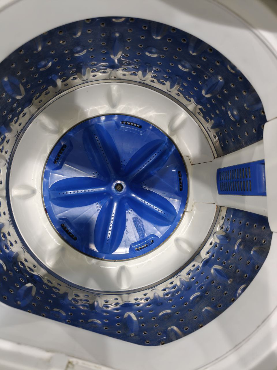 كود 6115
غسالة زانوسي 9k
فوق اتوماتيك