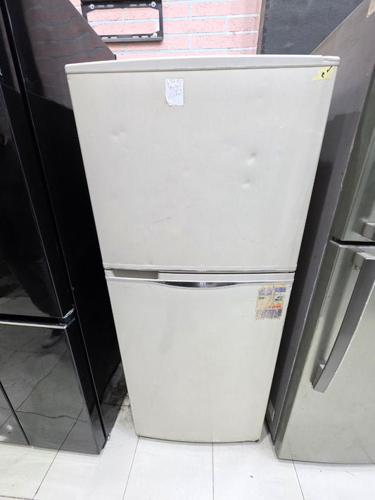 ثلاجه توشيبا  14 قدم نوفروست استعمال بحاله جيده جدا كود 3493