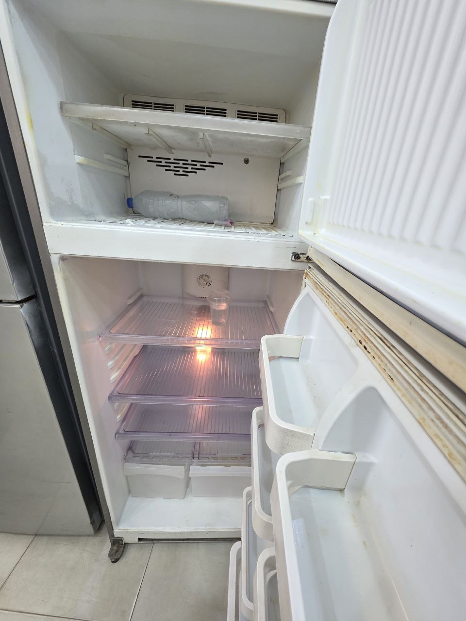 كود 4254
تلاجة كريازى 14قدم نوفروست استعمال