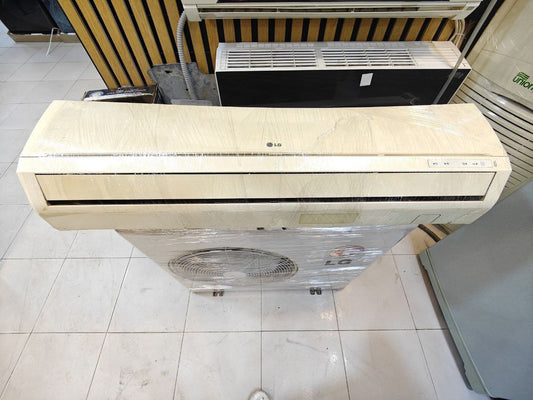 تكييف 3حصان lg
بارد بدون اي صيانه
شامل كل مشتملاته الاصليه