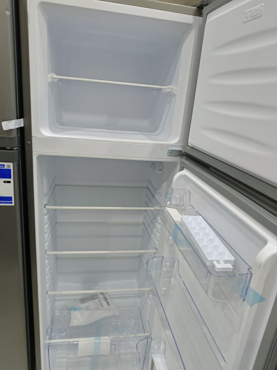 كود 5772 ثلاجه فريش ديفروست 249لتر بواقي تصدير