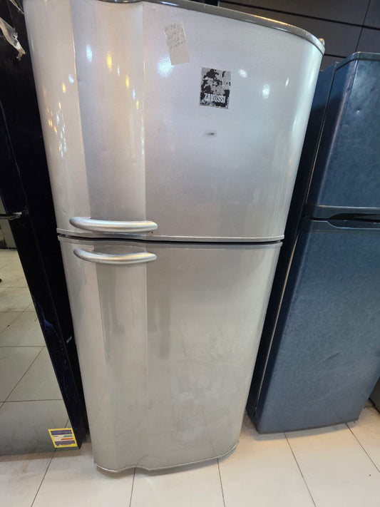 ثلاجه ايديال زانوسي 14 قدم استعمال بحاله جيده جدا كود 4964