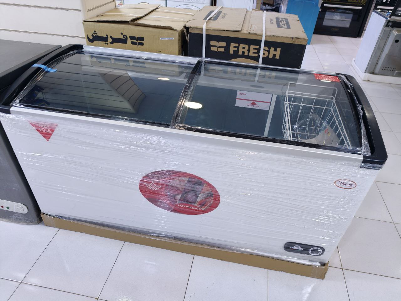 كود 6127
فريزر 600لتر
باب زجاجي
فرز