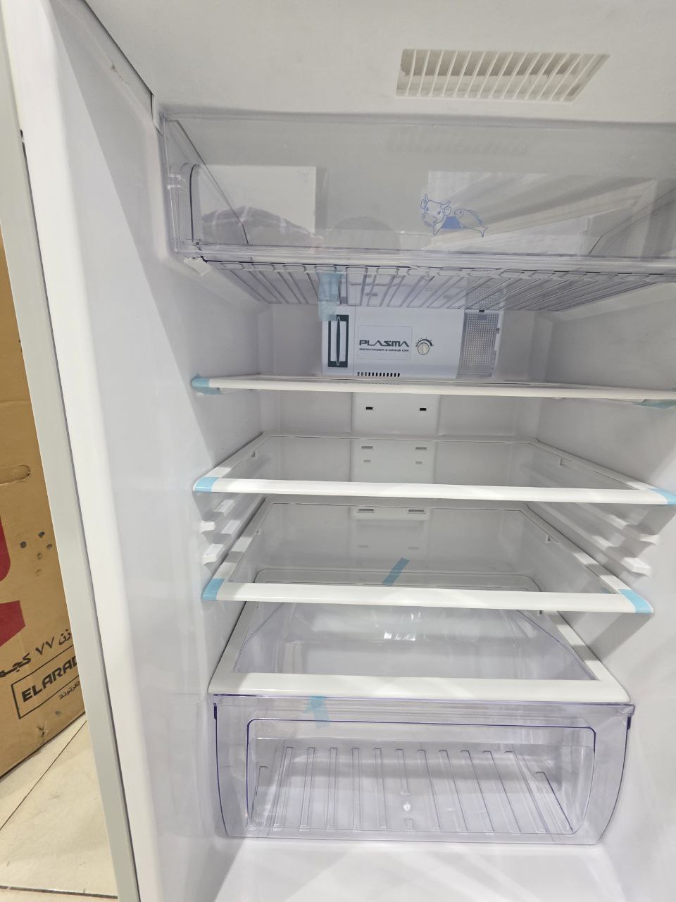 كود 5573
توشيبا تصفية معرض ضمان 5 سنين
مقبض طويل (Long Handle): هذا التصميم يوفر سهولة أكبر في الفتح خصوصًا إذا كانت الثلاجة كبيرة الحجم أو ضيقة المساحة، كما يعطي شكلًا أنيقًا وحديثًا