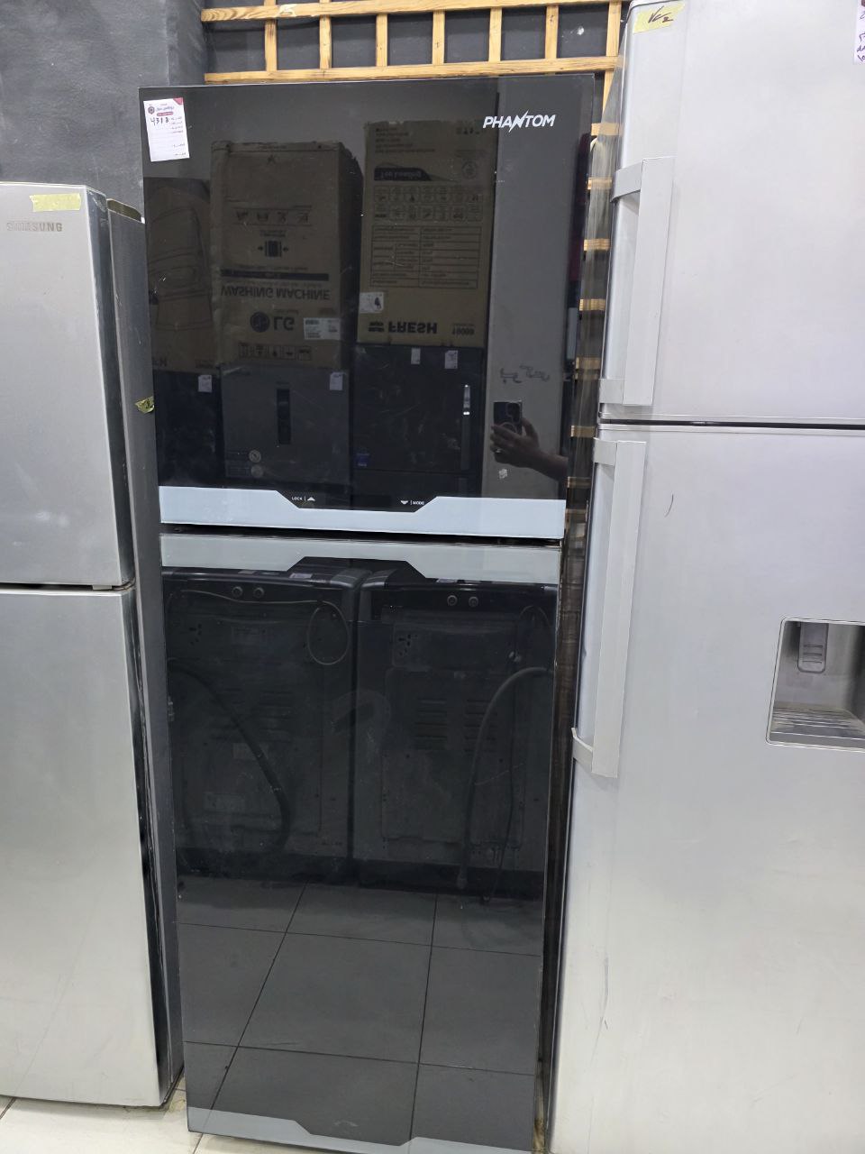 كود 4318 
تلاجه يونيون اير استعمال بحالة جيدة 
16قدم