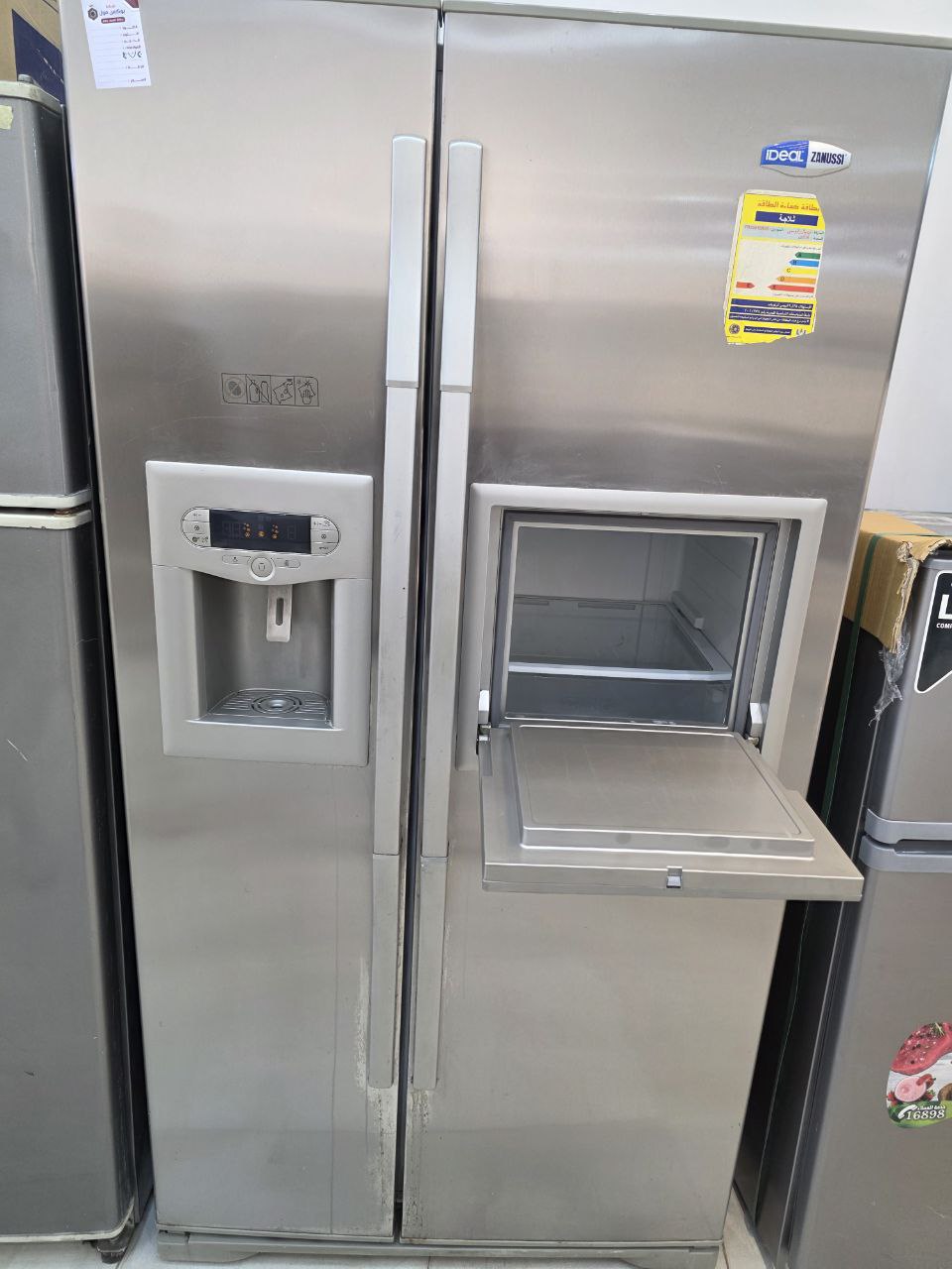 كود 5571
تلاجه اديل زانوسي 
30 قدم نوفروست  استعمال 
بسعر 25000فقط