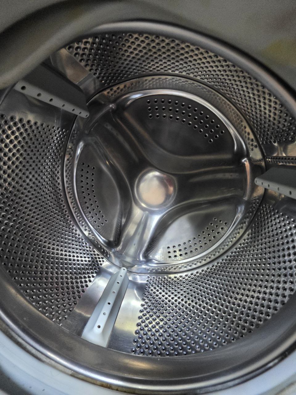 غساله فول اتوماتيك وايت بوينت التركي   5 كيلو استعمال بحاله جيده جدا كود 4426