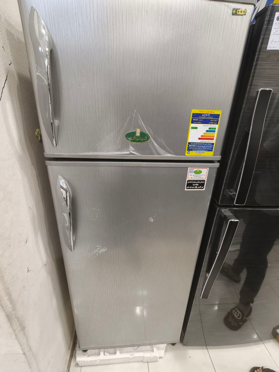 كود 6237
كريازى ثلاجة سوليتير 12
بحجم ال14 قدم نوفروست تربو ليد سلفر فرز اول باختلاف سنه الاصدار