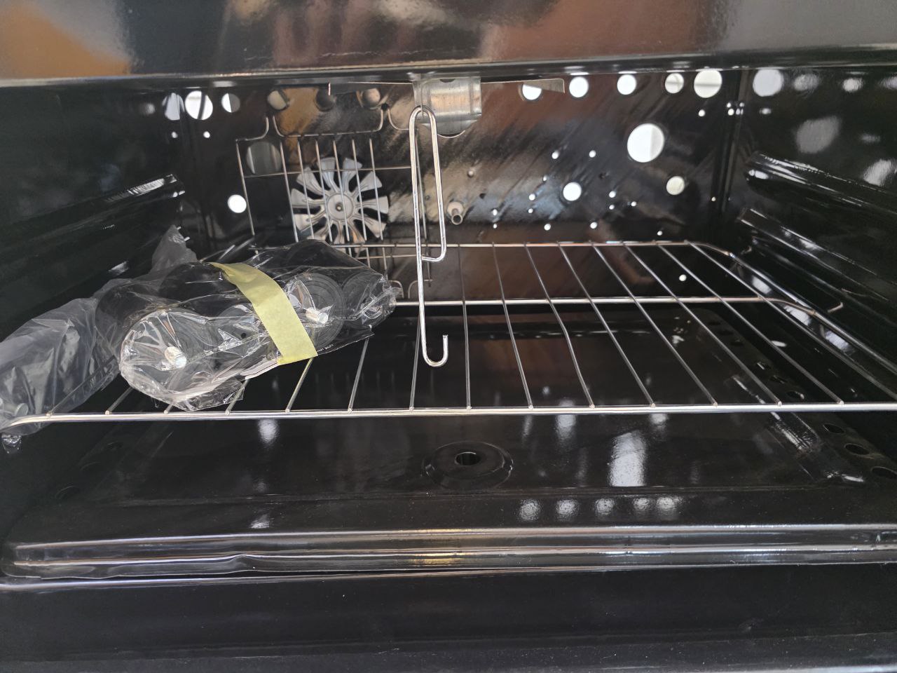 بوتجاز مستر شيف 
80*60 بمروحه