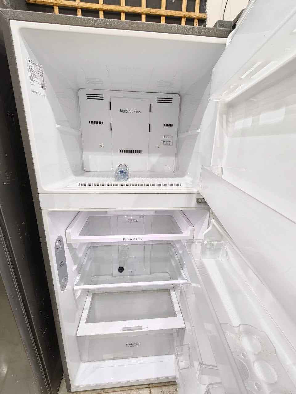 كود 7284
تلاجه LG
شحن شركه 14 قدم جامبو
نوفروست