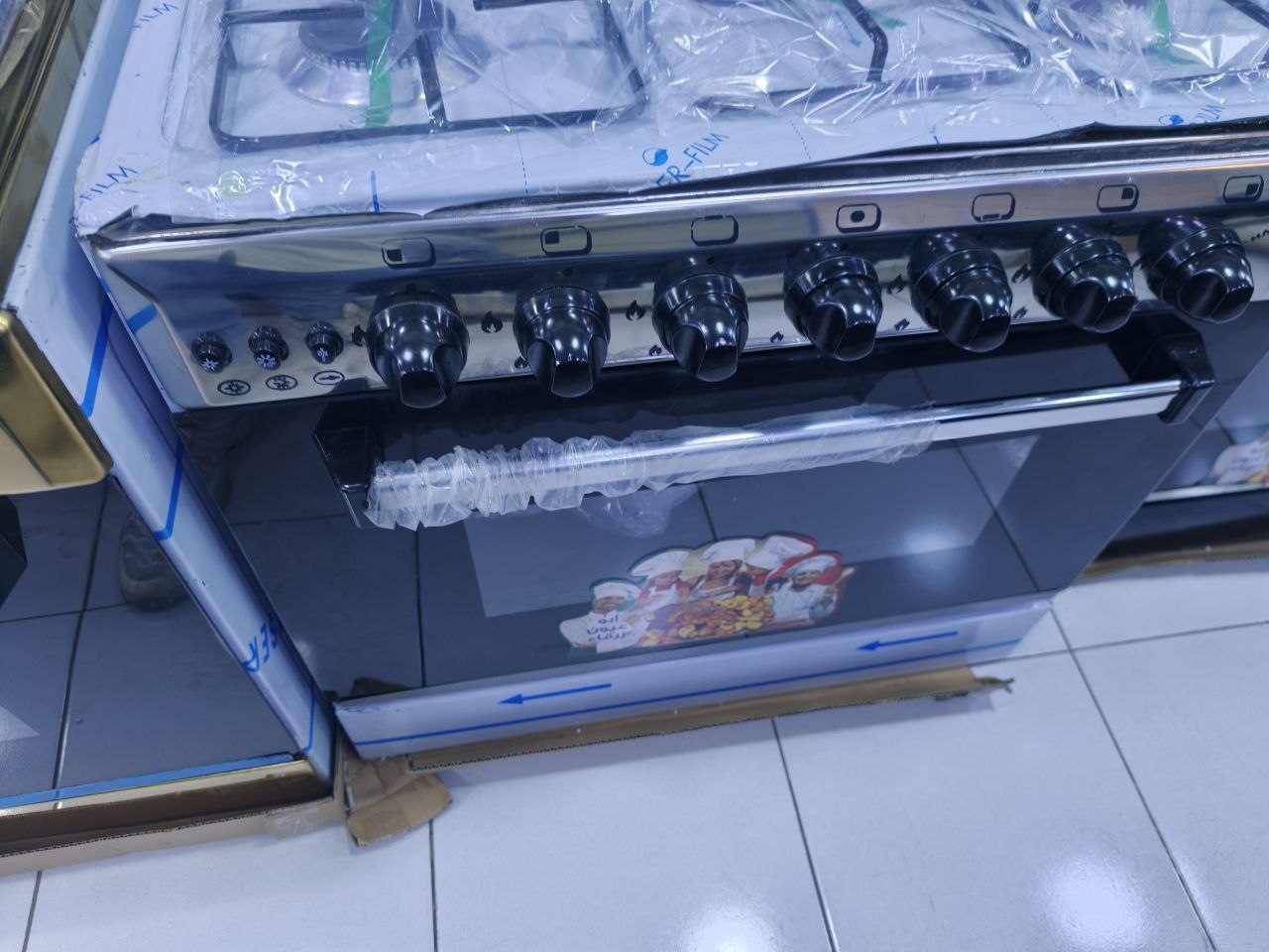 كود 8207
بوتجاز تكنو جلاكسي 5 شعله
60×80ضمان 5سنين
سطح من الستانلس ستيل المقاوم للصدأ و التنضيف