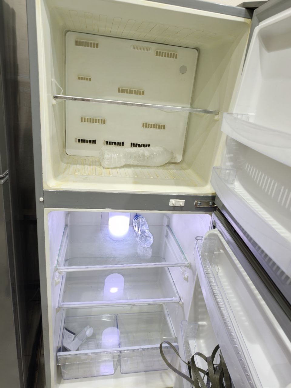 كود
كود 6011
متاح 1قطعه
نزول السعر لاصفرار بسيطه في الفريزر
تلاجه 14 قدم اللكترواستار بالكرتونة
فرز بدون خدوش واضحة
338 لتر 14 قدم