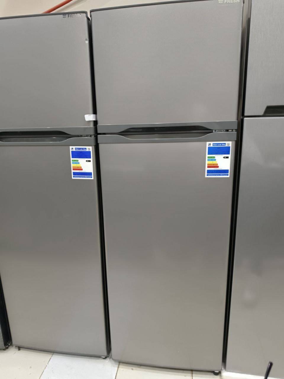 كود 5772                                               ثلاجه فريش ديفروست                                    249لتر                                           بواقي تصدير