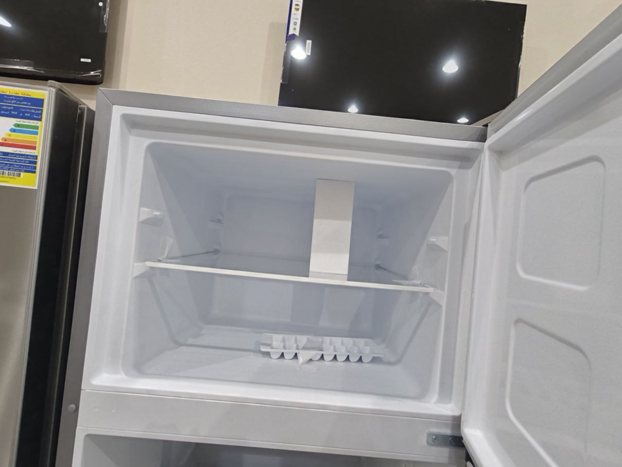 كود 6898
ضمان 5 سنين 💪
الماركة: BEKO
الموديل: RDSG420M20SXB(EG)
السعة: 400 لتر (حوالي 14.1 قدم)