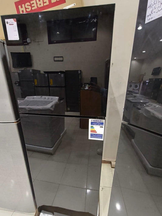 كود 6827
تلاجه16 قدم اللكترو استار 
نوفروست 
فرز بالكرتونه 
بدون اي عيوب واضحه
زجاج