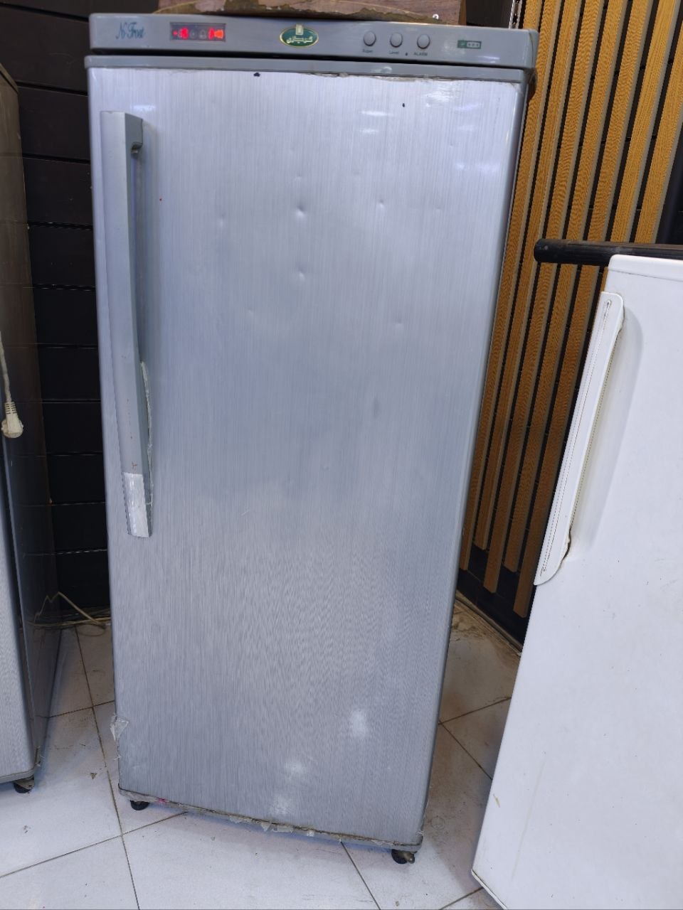 كود 7899
فريزر كريازي 5 درج نوفروست ديجيتال شحن شركة