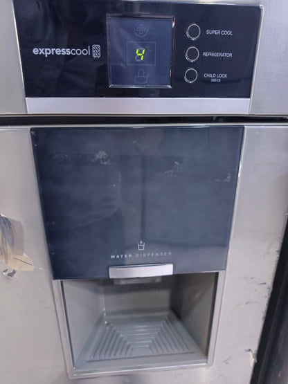 كود 8427
✨ LG GR-B652YSB – استعمال
25 قدم
شحن شركة بدون اي صيانه 
 بحالة ممتازة ❄️ نوفروست كامل
