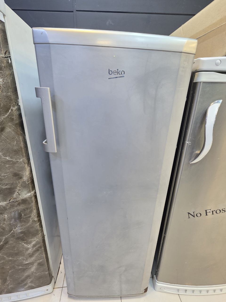5682 كود
فريزر  بيكو نوفروست 
4درج و رف  بحالة ممتازة              خصم مميز بسبب شكل الأدراج