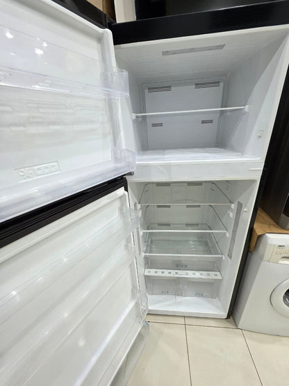 ثلاجه وايت بوينت نوفروست كسر زيرو استعمال خفيف جدا 18 قدم 440 لتر تقريبا  كود 5375