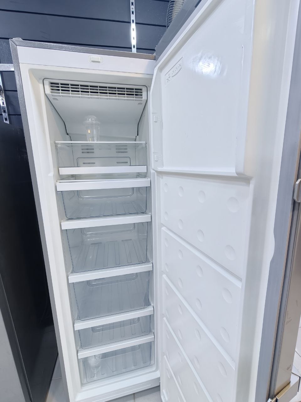 كود 8877
🔥 فريزر وايت ويل رأسي استعمال
WF-3066MSS Digital
❄️ نوفروست