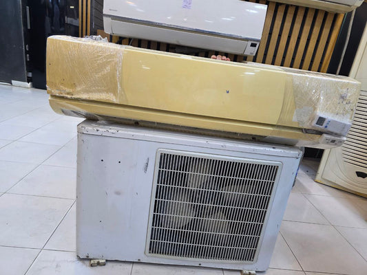 كود 5700                                        تكييف كارير 2وربع حصان بارد              استعمال بحاله جيده