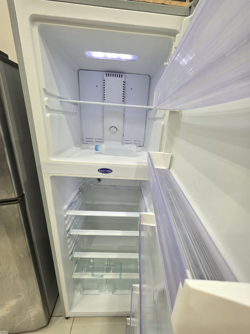 كود 5531
تلاجه كول استار نوفروست 
فرز 14قدم
نظام نوفروست (No Frost)
الموديل غالبًا يُعرَض بأنه بنظام نوفروست، أي لا حاجة لإذابة الثلج يدويًا. 


.