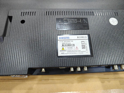 كود  6146
  شاشه 43 بوصة سامسونج اسمارت
 4k وارد الخارج 
احدث اصدر اعلي جودة