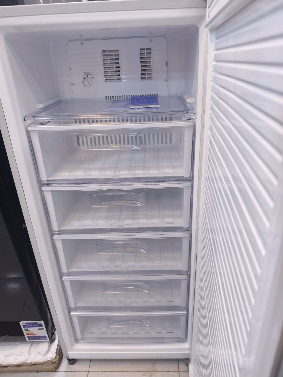 كود
ضمان 5 سنين  💪
فريزر  توشيبا استعمال اسبوع
كسر زيرو