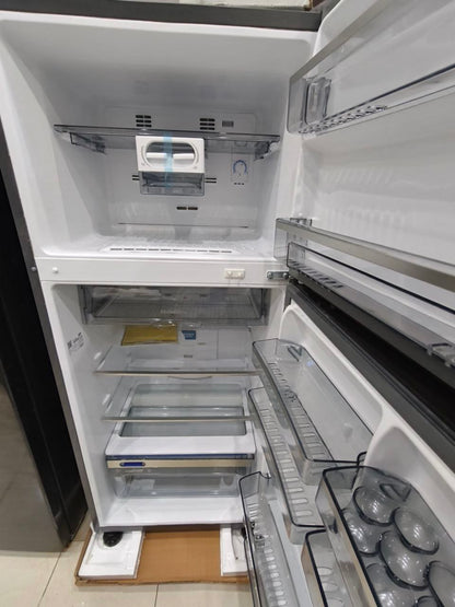 كود 6242

🧊 ثلاجة Zanussi سعة 370 لتر 
بوقي تصدير