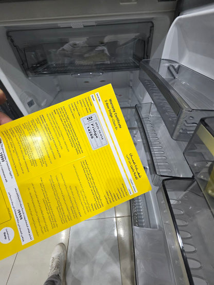 كود 5564

ثلاجة فريزر زانوسي 406 لتر اثنين باب ثلاجة فرز ثاني