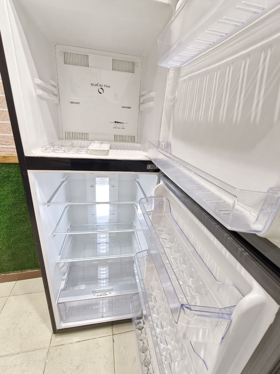 كود 4317
تلاجه 16 قدم يونيون اير 
فرز بالكرتونه