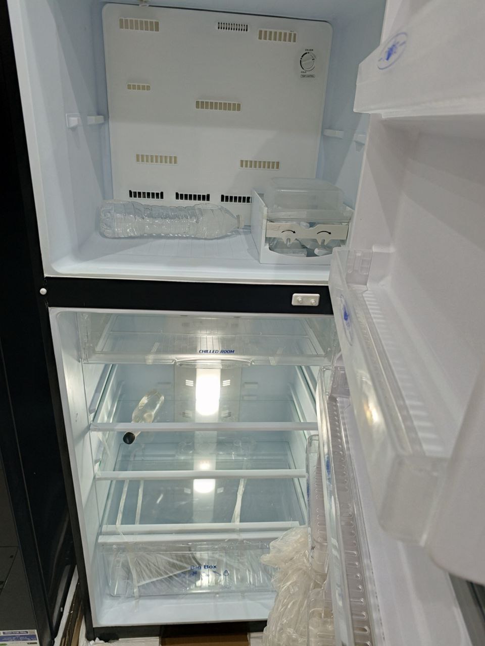 كود 6040
ثلاجة  اللكترو استار 
نوفروست (No Frost)
فرز ثاني بالكرتونة
 355 لتر (حوالي 16 قدم)