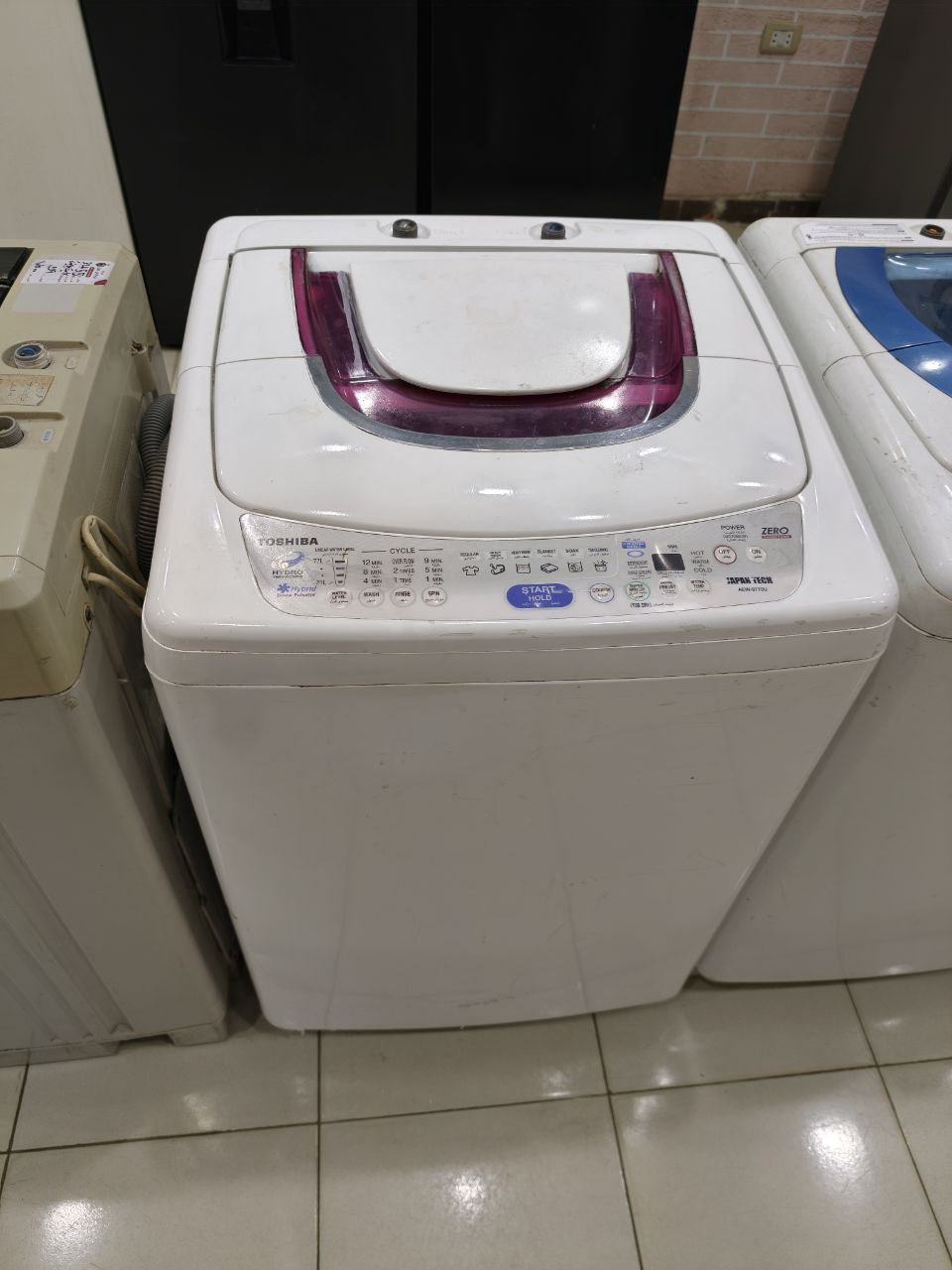كود 5868
غسالة توشيبا فوق اتوماتيك 
11k 
استعمال بحالة جيدة