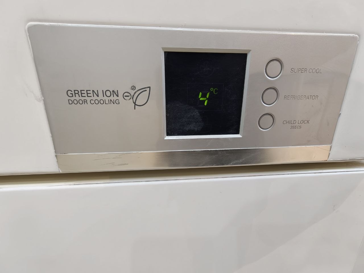 كود 3915
تلاجه  lg   
22 قدم استعمال  حاله ممتازه 

سعة إجمالية 650 لتر وصافي 545 لتر