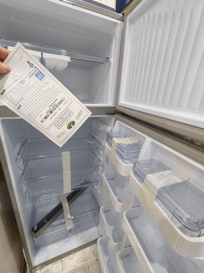 كود 6237

كريازى ثلاجة سوليتير 12 
بحجم ال14  قدم نوفروست تربو ليد سلفر فرز اول باختلاف سنه الاصدار