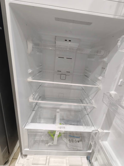 كود 7345
ثلاجة Midea موديل MDRT580MTN46
سعة كبيرة 411 لتر     زيرو تصفيه معرض                        نوفروست