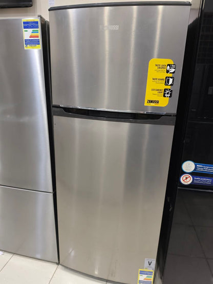 كود 6834
تلاجه زانوسي كسر زيرو ضمان 4 سنين ونصف

السعة: 406 لتر (حوالي 16 قدم)