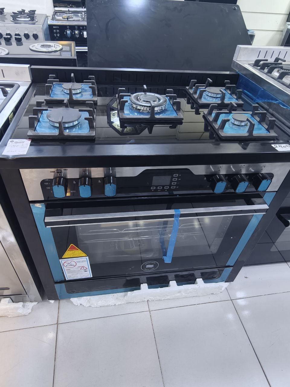 كود 5919
بوتجاز فرز تاني بالكرتونه
يونيون اير بوتجاز 5 شعلة 60*90 سم امان كامل

فرق 5000 عن الفرز الاول
  أسود زجاجى C69GB1-1GC-383-ICPSF-1CH-PC-2W-AL