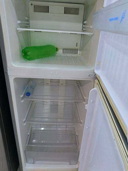 كود 5878 
ثلاجة يونيون اير 14 قدم 
استعمال بحالة جيدة نوفروست