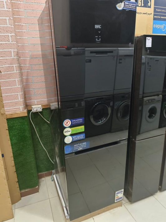 كود 
دي كومبي (بابين)
تلاجة + فريزر بتقسيم عملي وسهل 
فرز تاني 
نوفروست 
 420 لتر