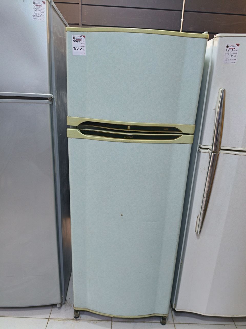 كود  4500                                        ثلاجه كريازي 14قدم                          استعمال بحاله جيده