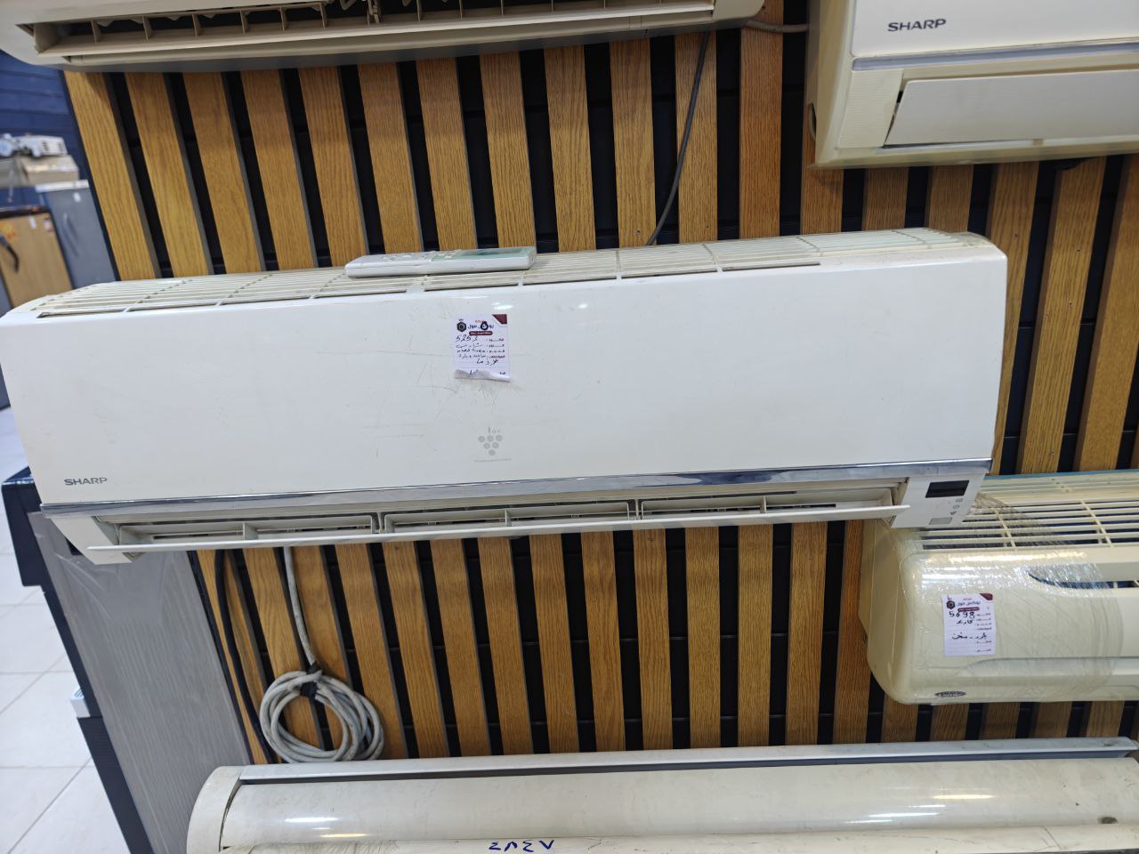 كود 5253
تكييف شارب 2وربع 
بارد ساخن
استعمال بحالة جيدة