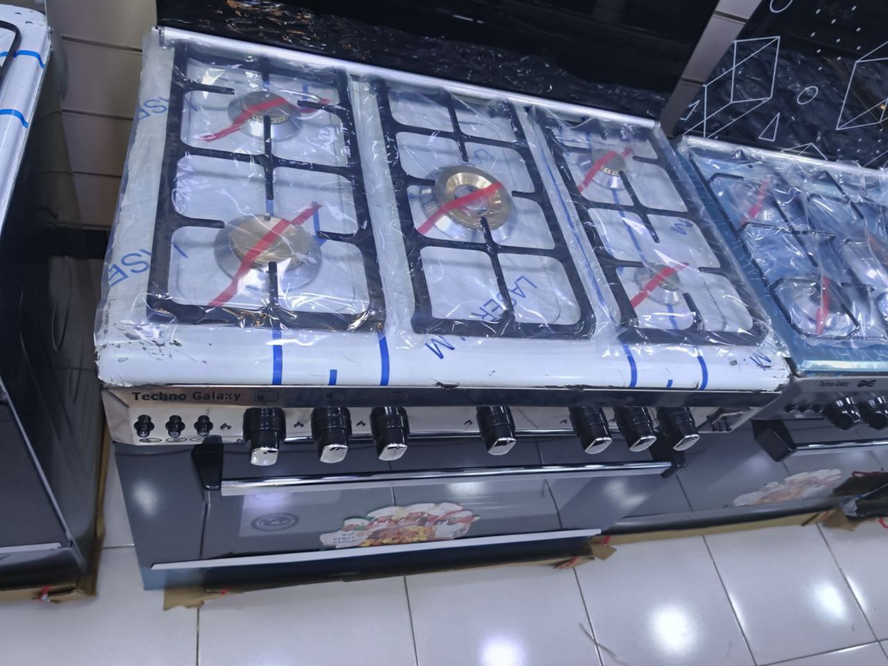 كود 6172
بوتاجاز تكنو جلاكسي 
ديجيتال  حوامل زهر غرف
استلس  كامل 
عدد 5 شعلات: