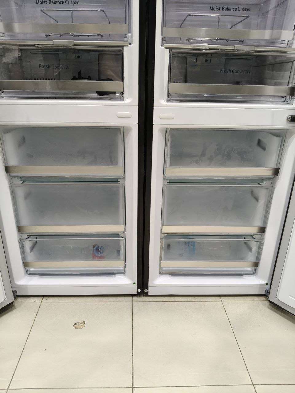 كود 9385
🔥 ثلاجة إل جي توين كومبي 682 لتر – إنفرتر نوفروست 
الموديل: GW-B489FS6W
كسر زيرو 
✅ سعة كبيرة 682 لتر
✅ ضمان 9سنين على الموتور