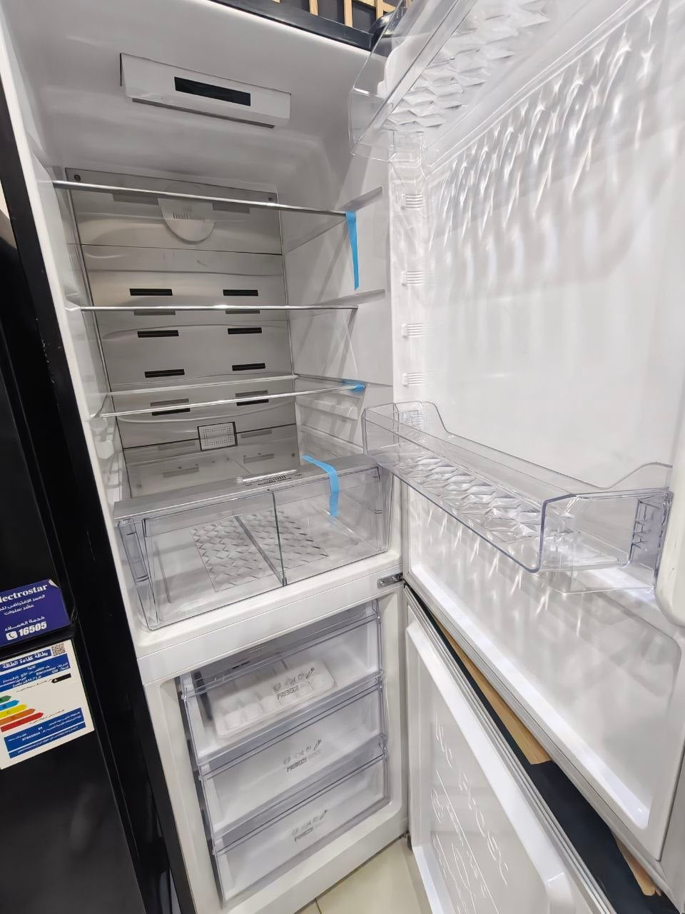 كود 8800
❄️ ثلاجة يونيون إير UNIONAIRE نوفروست ضمان10سنين 
📦 السعة: 370 لتر ≈ 13.1 قدم
🔢 الموديل: URN-500